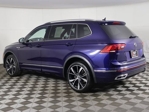 Used 2022 Volkswagen Tiguan SEL R-Line image 8