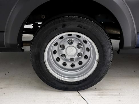 Used 2019 Ford Transit 350 XL RWD image 30