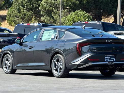 New 2026 Kia K4 FWD image 6