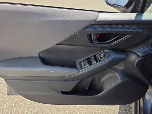 Used 2024 Subaru Crosstrek 2.0i Premium image 13