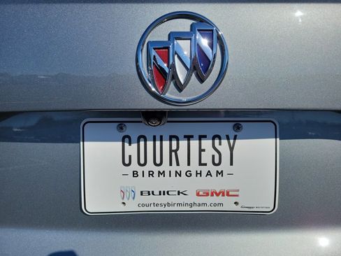 Used 2023 Buick Envision Avenir image 31