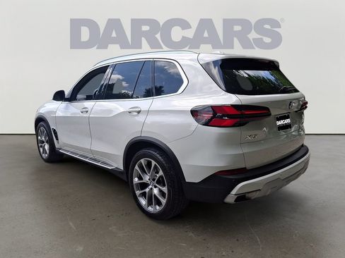 Used 2025 BMW X5 xDrive40i AWD/4WD image 4