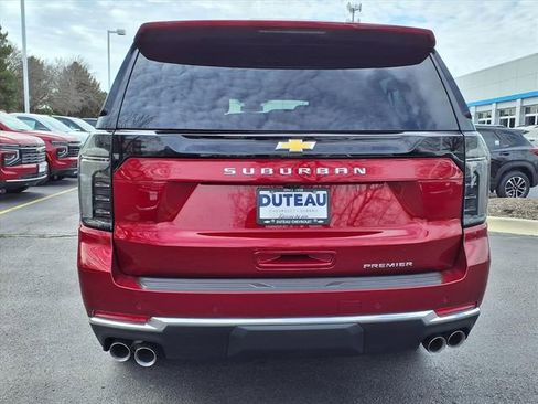 New 2026 Chevrolet Suburban Premier AWD/4WD image 4
