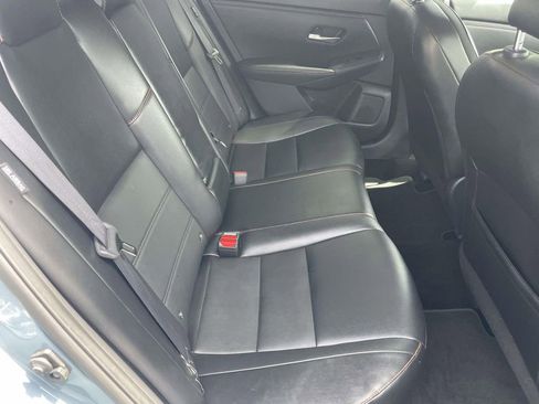 Used 2024 Nissan Sentra SR w/ SR Premium Package FWD image 22