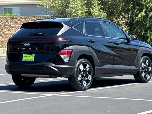 Used 2024 Hyundai Kona SEL FWD image 10