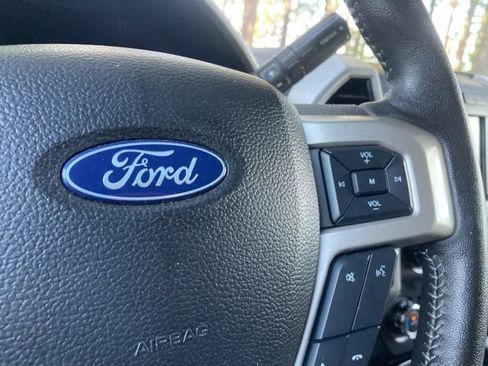 Used 2019 Ford F450 Lariat w/ Lariat Ultimate Package image 29