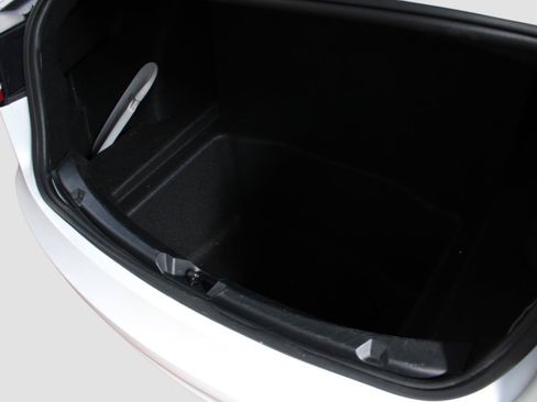 Used 2023 Tesla Model 3 Standard Range RWD image 21