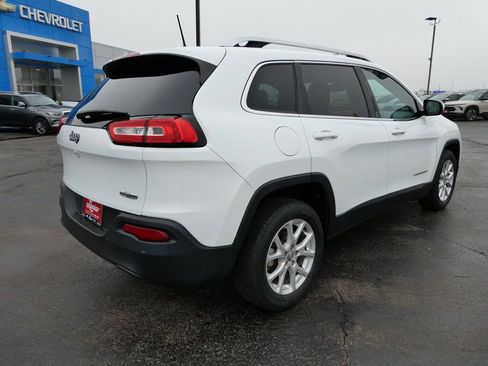 Used 2017 Jeep Cherokee Latitude w/ Safety/Convenience Group image 5