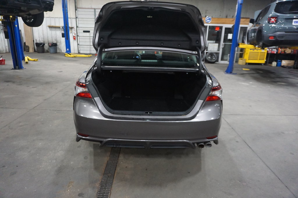 Used 2024 Toyota Camry SE FWD image 16
