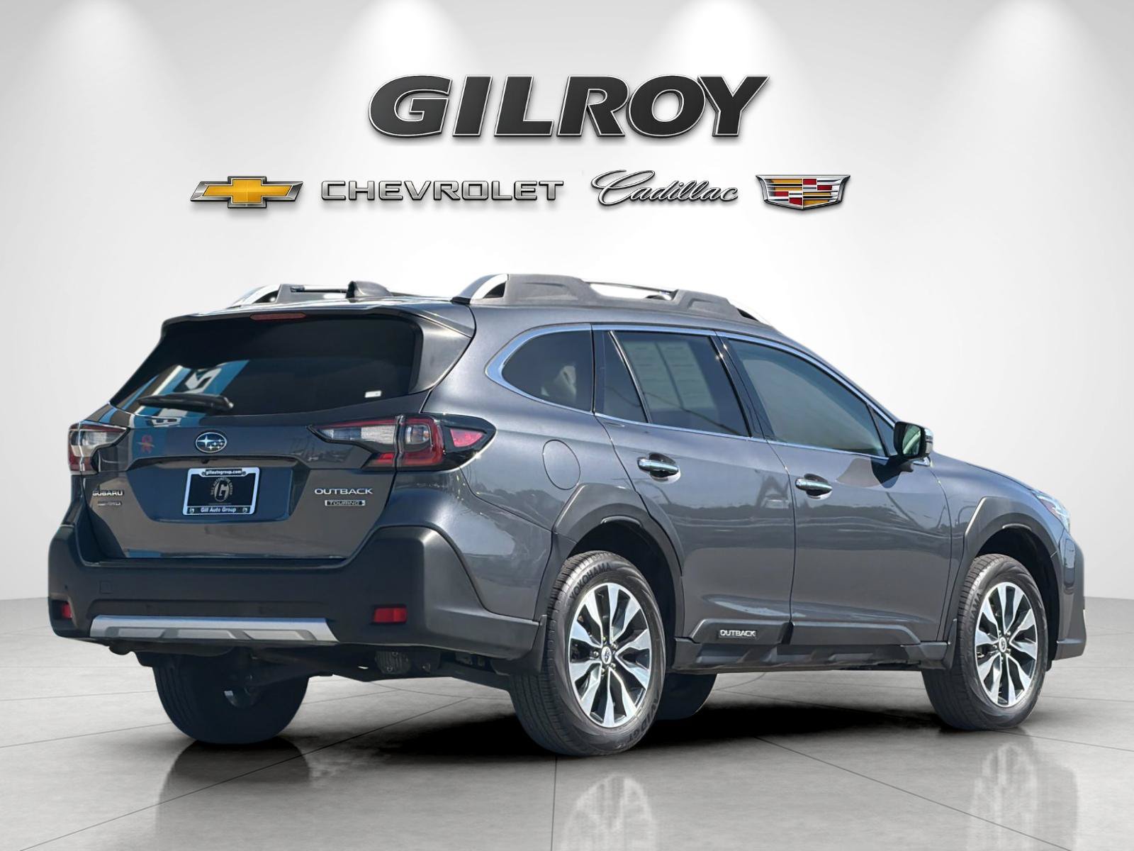 Used 2024 Subaru Outback Touring AWD/4WD image 3