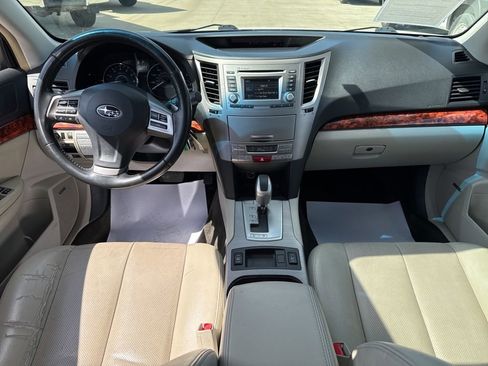Used 2012 Subaru Outback 2.5i Limited w/ Moonroof Pkg AWD/4WD image 35