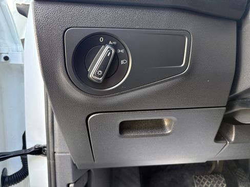 Used 2024 Volkswagen Tiguan SE w/ MDO Package, Three-Row FWD image 22