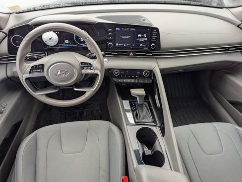 Used 2022 Hyundai Elantra SEL w/ Convenience Package FWD image 31