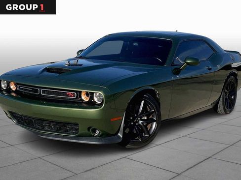 Used 2019 Dodge Challenger R/T w/ Plus Package image 1