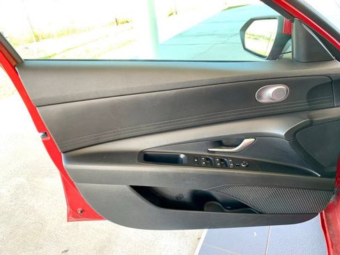 Used 2021 Hyundai Elantra SEL w/ Cargo Package FWD image 10
