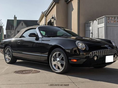 Used 2002 Ford Thunderbird Deluxe image 20