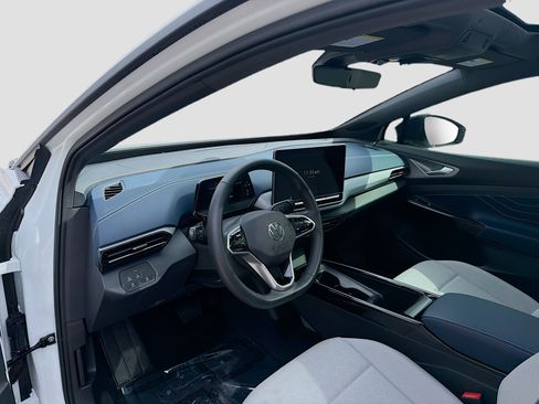 Certified 2025 Volkswagen ID.4 Pro S w/ ID.4 Black Package image 9