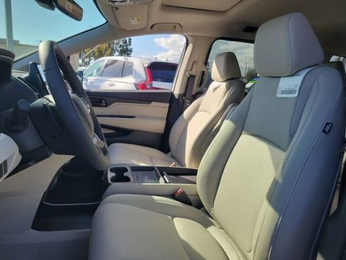 New 2026 Honda Odyssey EX-L image 12