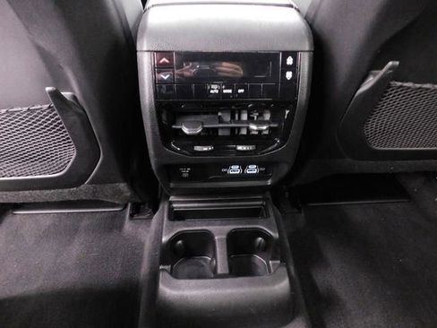 Used 2022 Jeep Grand Cherokee L Laredo image 26