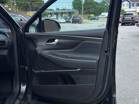 Used 2019 Hyundai Santa Fe FWD image 11