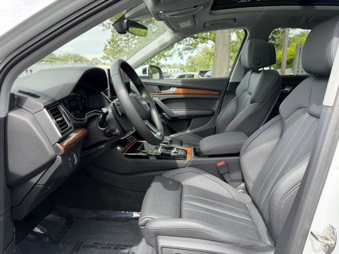 Certified 2023 Audi Q5 2.0T Premium Plus w/ Premium Plus Package AWD/4WD image 18