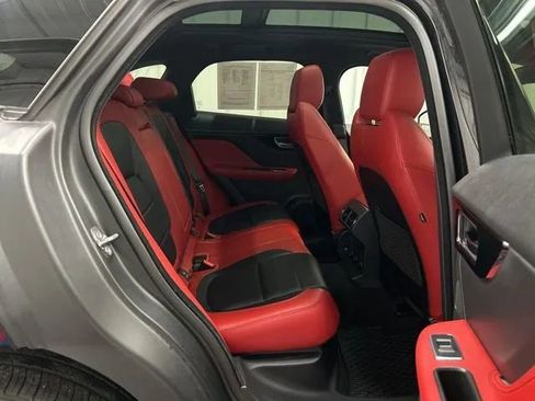 Used 2018 Jaguar F-PACE S image 14