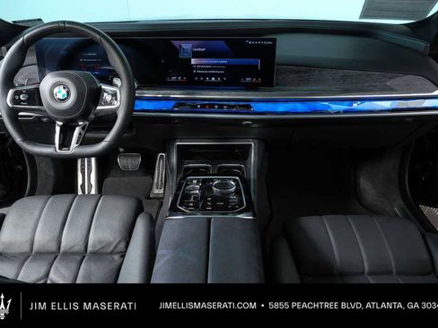 Used 2023 BMW 760i xDrive AWD/4WD image 18