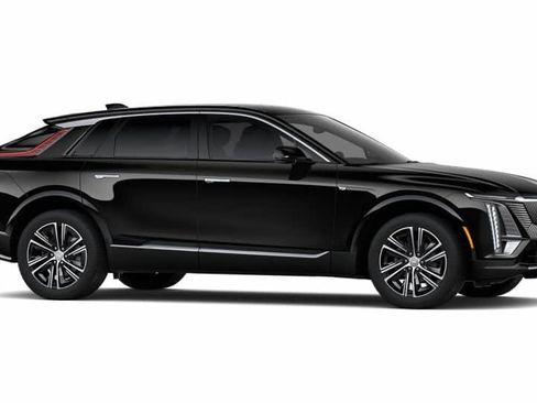 New 2026 Cadillac Lyriq Luxury w/ LPO, Floor Liner Package AWD/4WD image 8