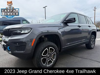 Used 2023 Jeep Grand Cherokee Trailhawk w/ Advanced Protech Group II