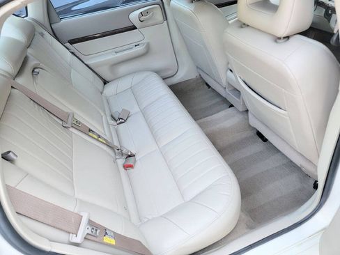 Used 2002 Chevrolet Impala LS w/ Seating Comfort Pkg FWD image 16