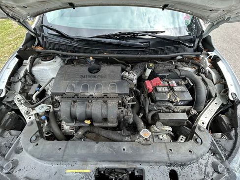 Used 2018 Nissan Sentra S image 11