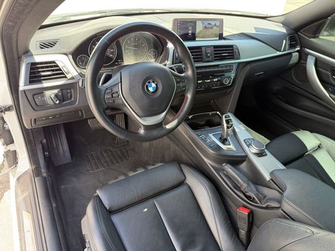 Used 2020 BMW 430i Coupe w/ Convenience Package RWD image 3