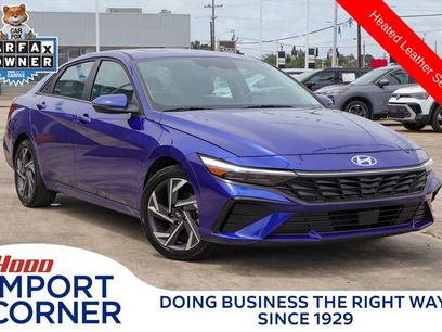 Used 2025 Hyundai Elantra Limited