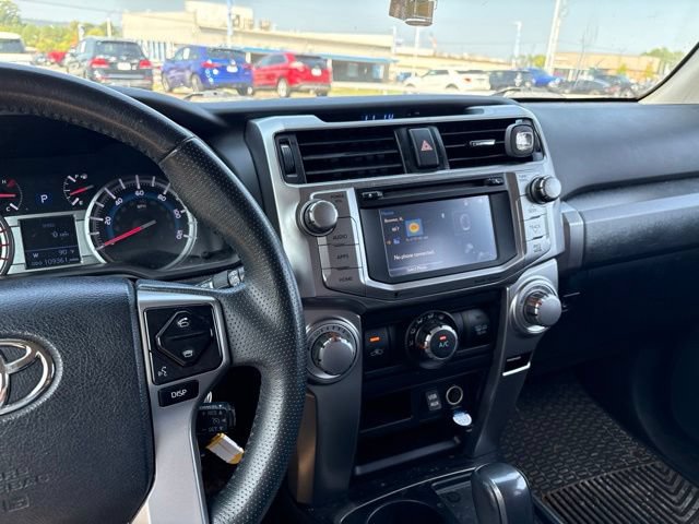 Used 2016 Toyota 4Runner SR5 RWD image 10
