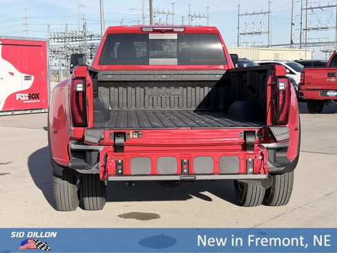 New 2026 GMC Sierra 3500 SLE w/ Preferred Package image 5