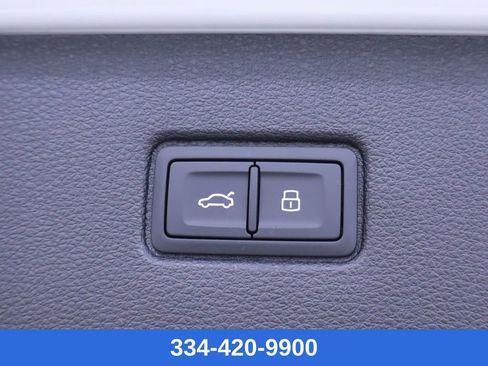 New 2025 Audi Q7 3.0T Premium Plus image 32