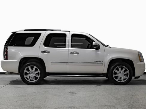 Used 2014 GMC Yukon Denali RWD image 5