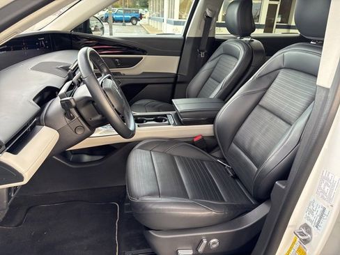 Used 2024 Lincoln Nautilus Reserve image 21