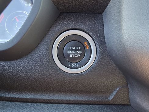 Used 2024 RAM 3500 Big Horn image 22