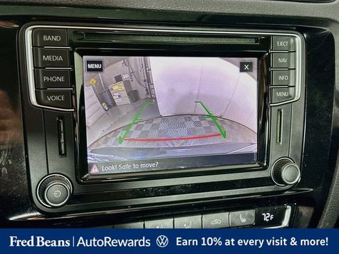Used 2017 Volkswagen Jetta SEL FWD image 19