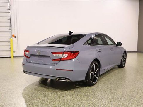 Used 2022 Honda Accord Sport image 10