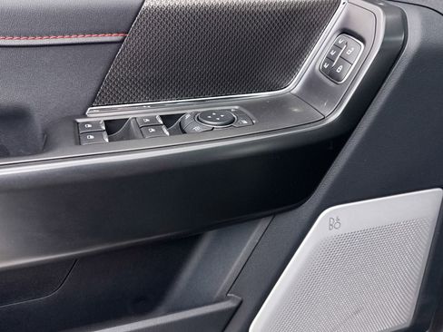 Used 2025 Ford F150 Raptor image 31