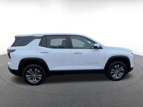 Used 2025 Chevrolet Equinox LT image 16