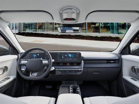New 2026 Hyundai Ioniq 5 SEL image 11