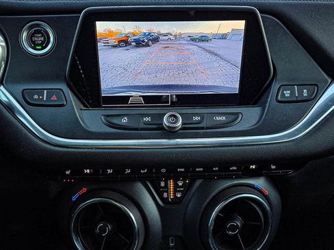 Used 2021 Chevrolet Blazer LT image 17