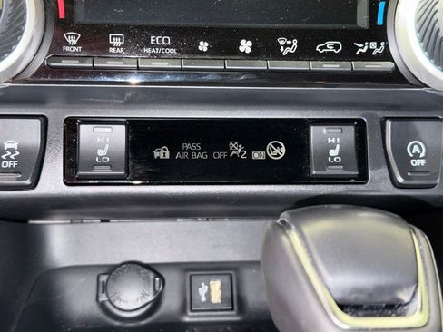 Certified 2023 Toyota RAV4 XLE Premium AWD/4WD image 30