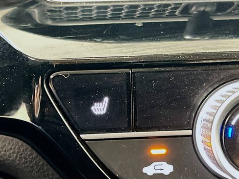 Used 2022 Honda Civic Touring image 20