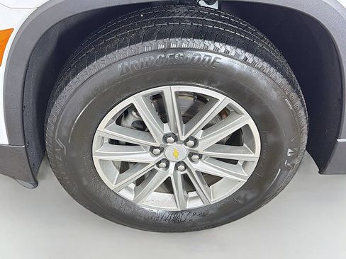 Used 2023 Chevrolet Traverse LT w/ LPO, Floor Liner Package AWD/4WD image 18