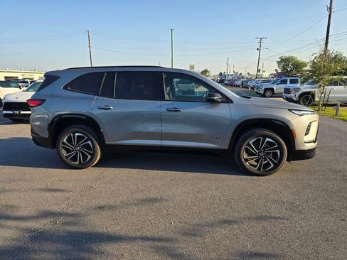 New 2026 Buick Enclave Sport Touring w/ LPO, Floor Liner Package image 4