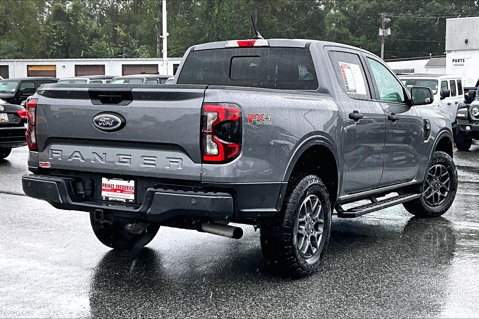 Used 2024 Ford Ranger XLT w/ FX4 Off-Road Package AWD/4WD image 10